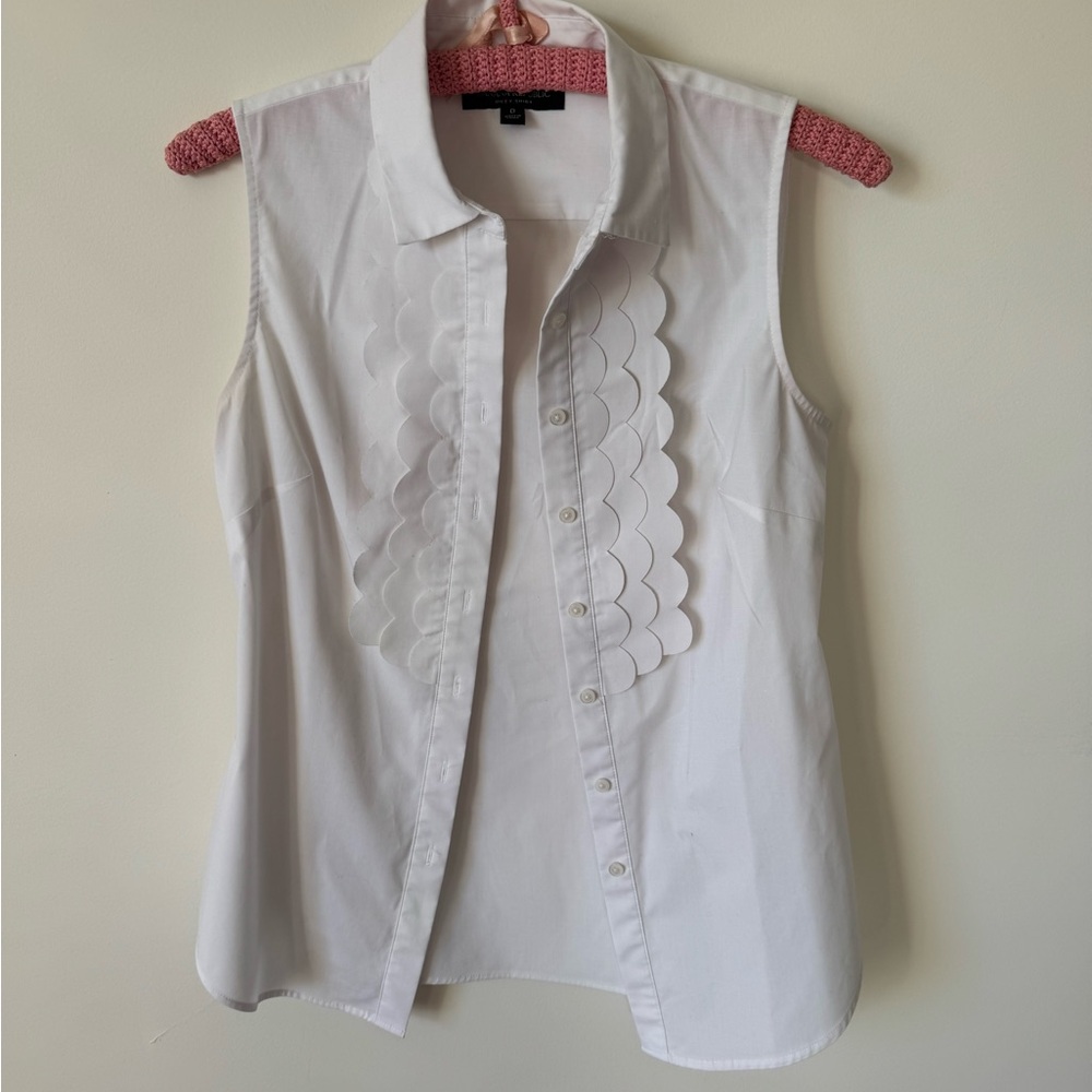Banana Republic White Sleeveless Scalloped Button-Front Shirt